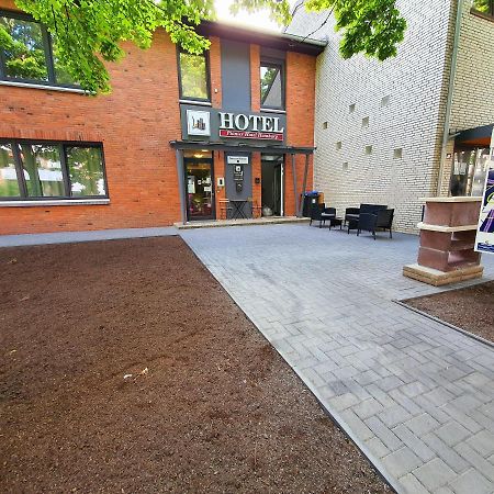 Pionier Hotel Hamburg Wandsbek Екстериор снимка
