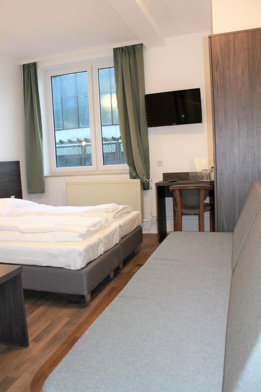 Pionier Hotel Hamburg Wandsbek Екстериор снимка