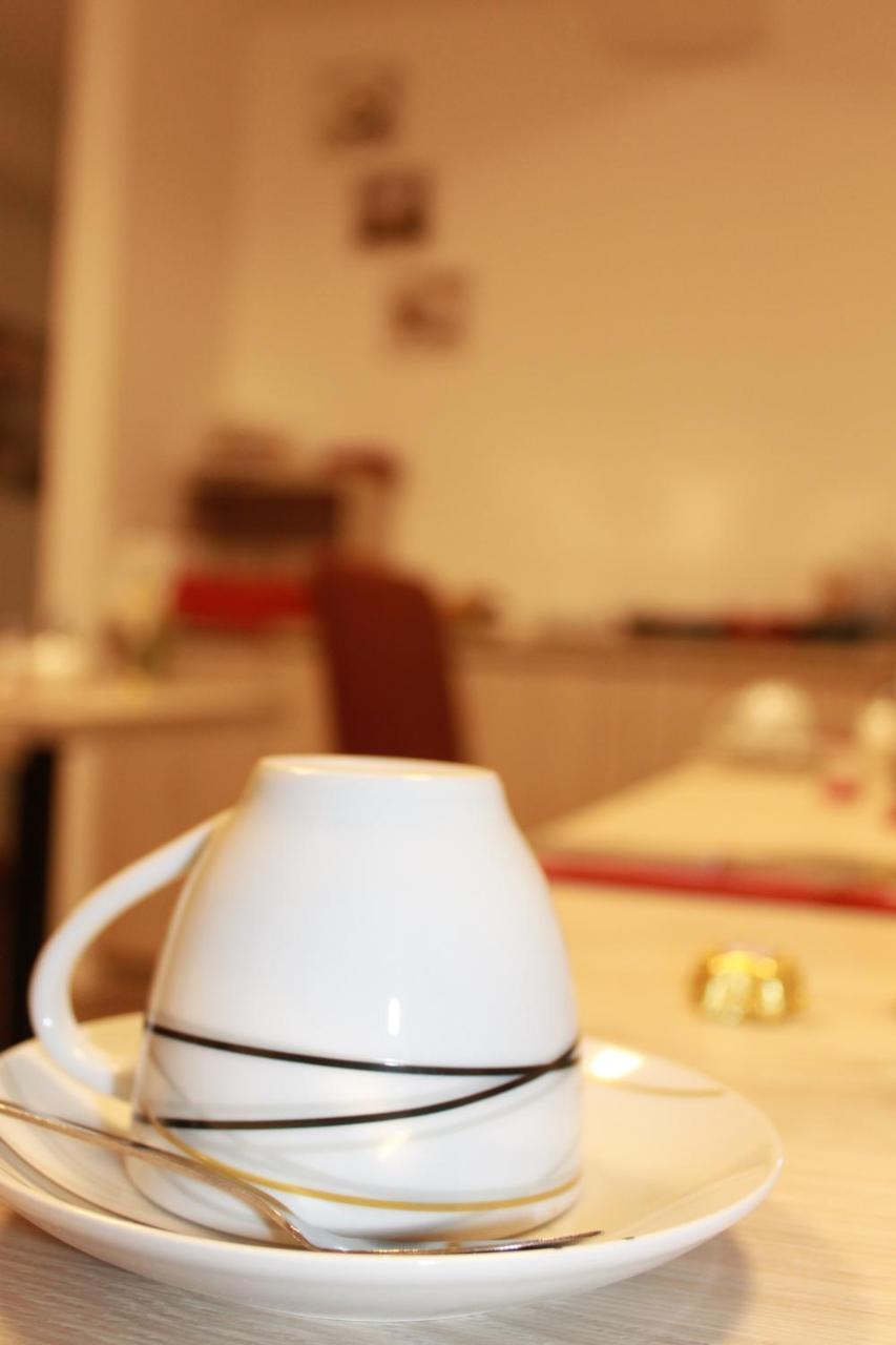 Pionier Hotel Hamburg Wandsbek Екстериор снимка