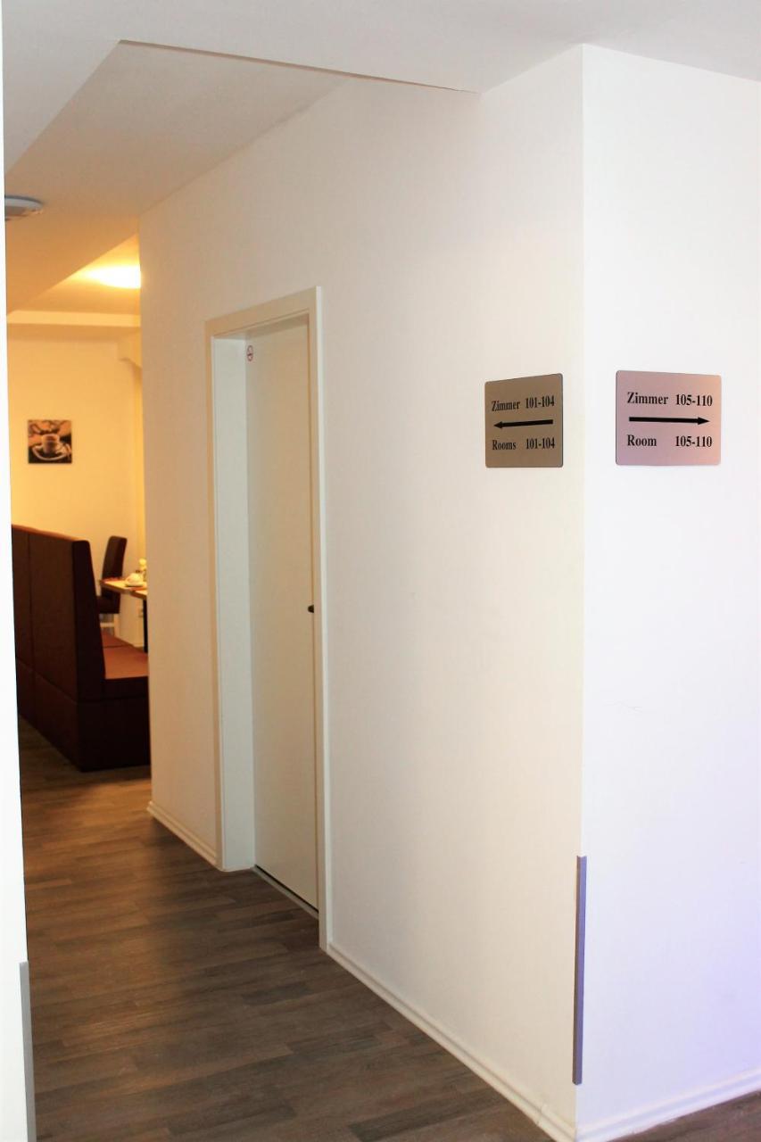 Pionier Hotel Hamburg Wandsbek Екстериор снимка